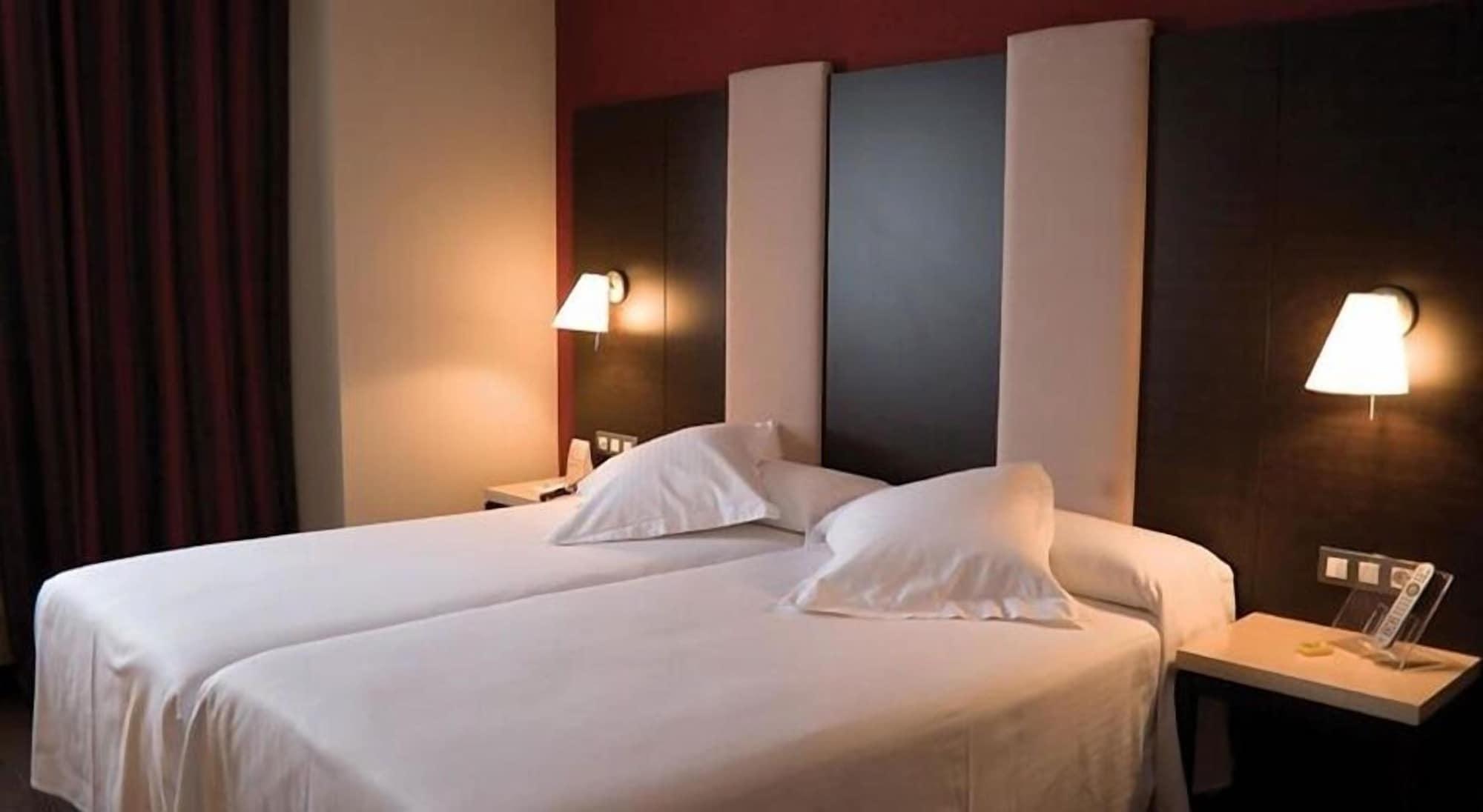 Azz Pamplona Norte Hotel Berriozar Exteriér fotografie