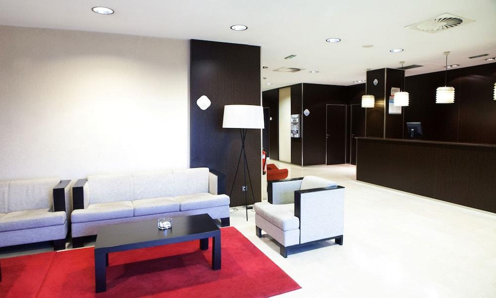 Azz Pamplona Norte Hotel Berriozar Exteriér fotografie