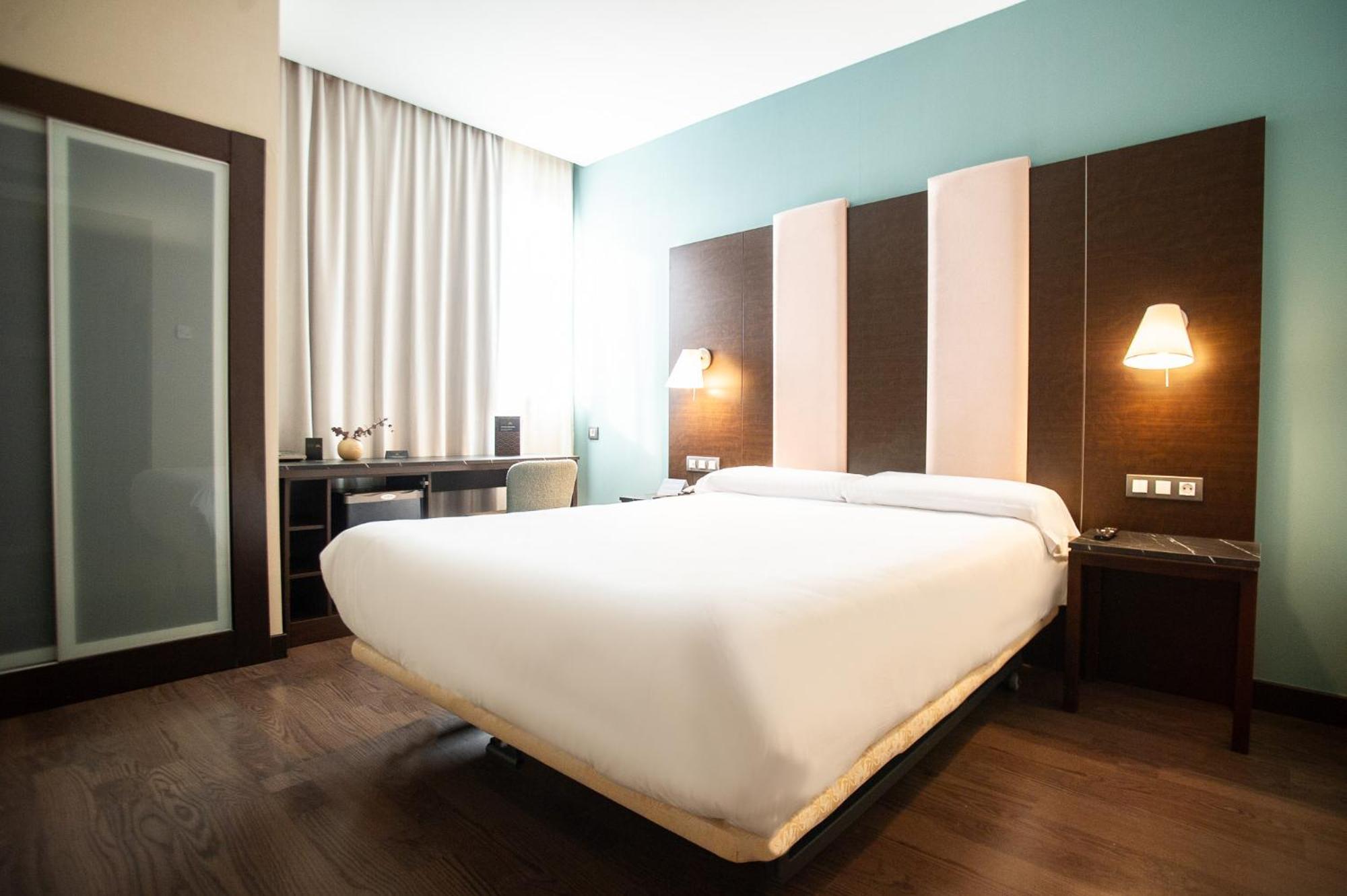 Azz Pamplona Norte Hotel Berriozar Exteriér fotografie